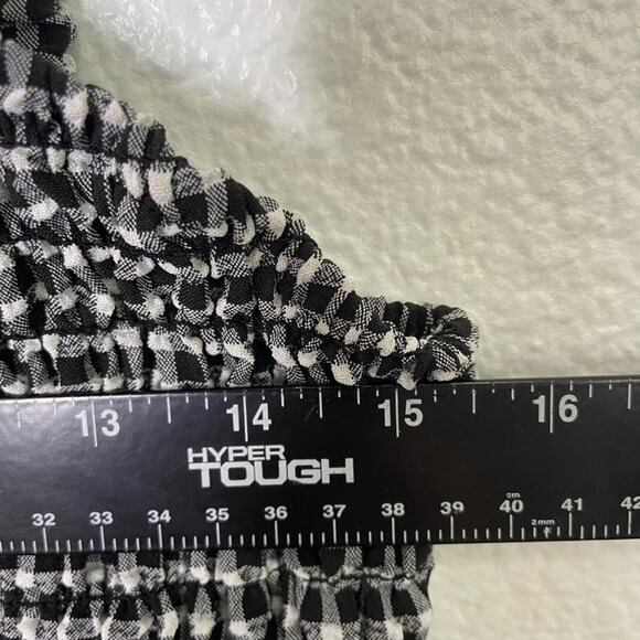 Sienna Sky Womens Top Size L Black White Checkered Smocked Sleeveless Casual - Picture 5 of 12